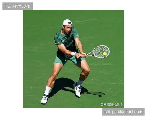 印第安维尔斯赛场,“鹰眼”系统临时故障导致比赛中断十分钟 印第安维尔斯赛场,“鹰眼”系统临时故障导致比赛中断十分钟